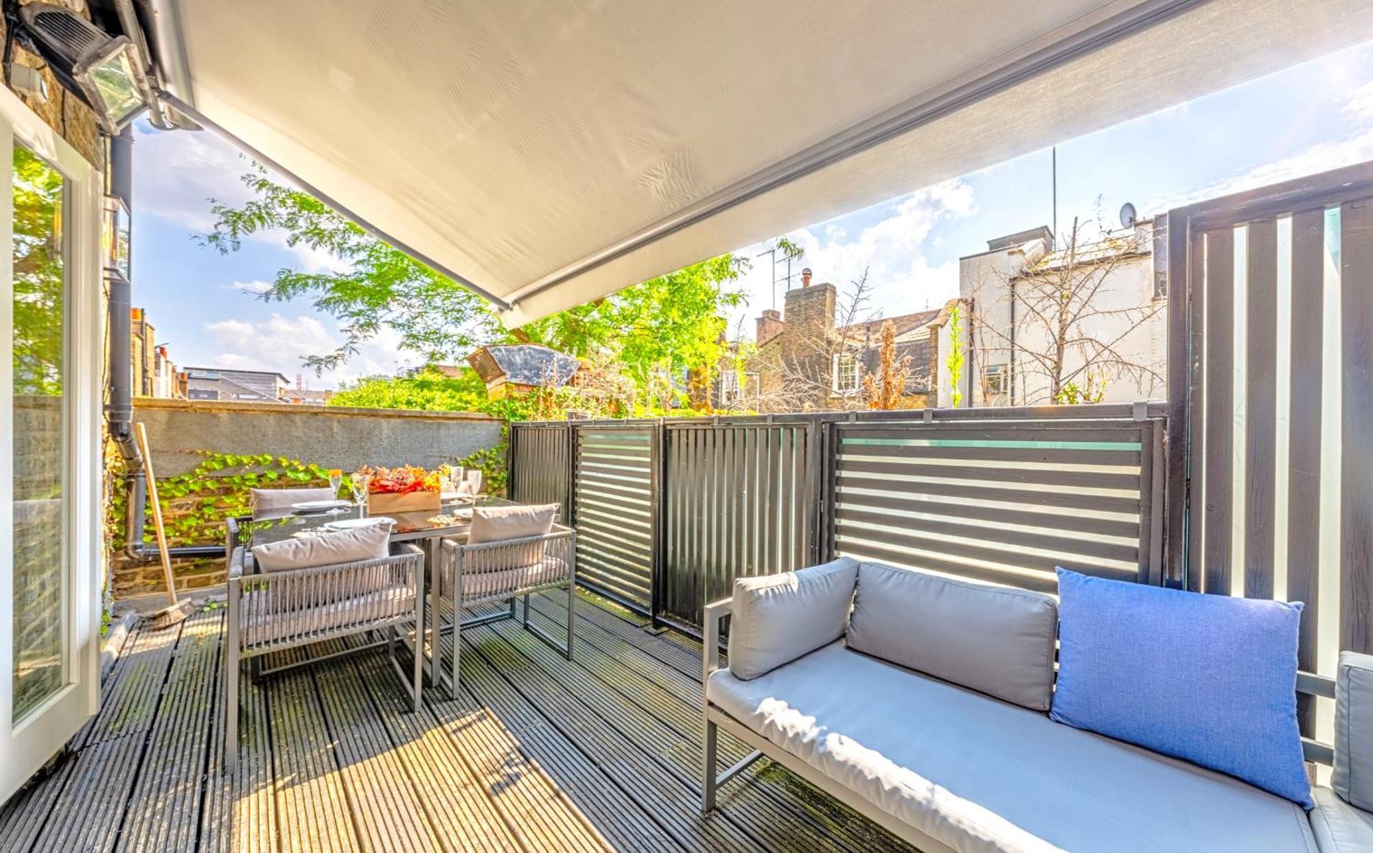 Appartement Designer Victorian Flat With Huge Terrace Londen