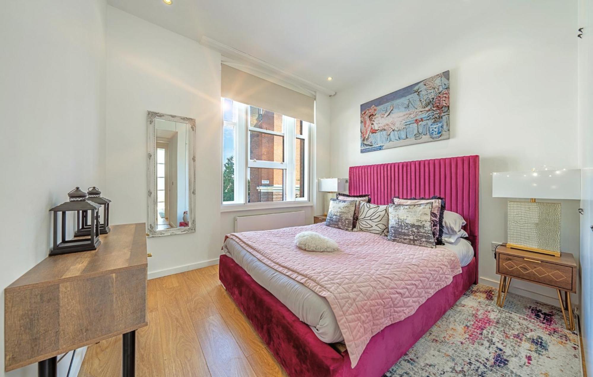Designer Victorian Flat With Huge Terrace * Londres